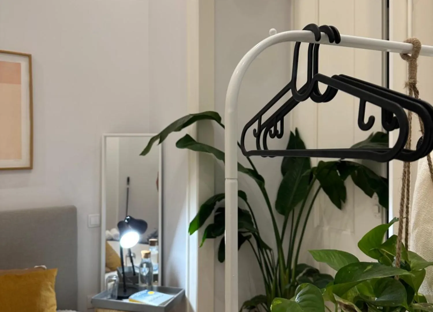 Quarto Compacto No Centro De Lisboa, Wc Partilhado Apartment Homestay Lisbon